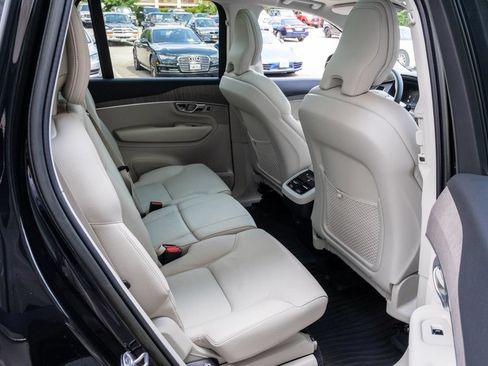 Used 2023 Volvo XC90 B5 Plus w/ Protection Package Premier AWD/4WD image 32