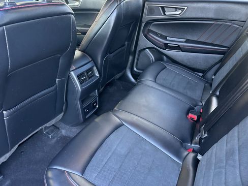Used 2023 Ford Edge ST-Line AWD/4WD image 11