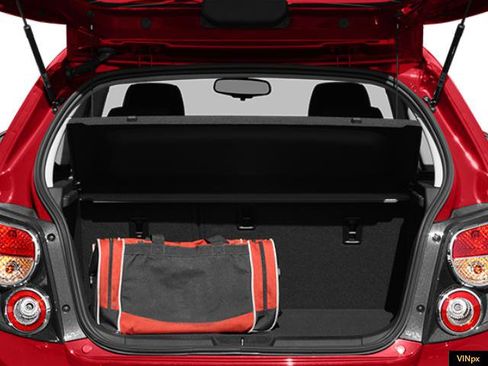 Used 2014 Chevrolet Sonic LT image 11