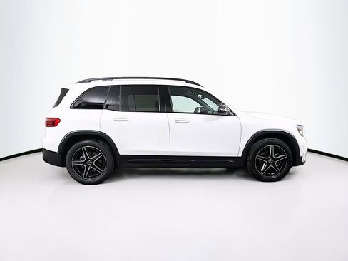 New 2026 Mercedes-Benz GLB 250 4MATIC image 8