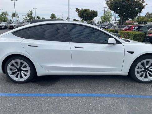Used 2022 Tesla Model 3 Long Range AWD/4WD image 8