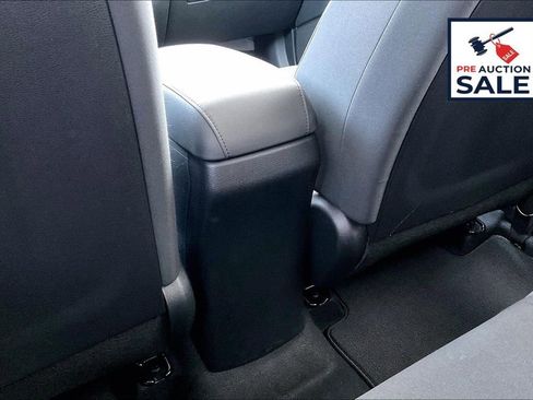 Used 2025 Kia Soul LX FWD image 33