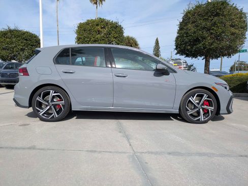 New 2026 Volkswagen GTI SE FWD image 3