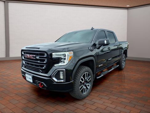 Used 2021 GMC Sierra 1500 AT4 w/ AT4 Preferred Package AWD/4WD image 4