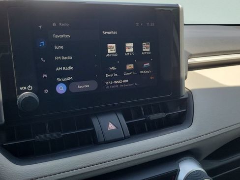 Certified 2023 Toyota RAV4 XLE FWD image 20