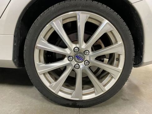 Used 2018 Volvo S60 T5 Inscription image 40