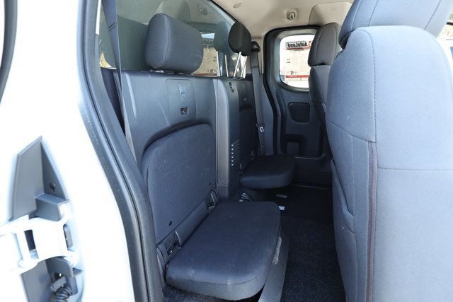 Used 2025 Nissan Frontier S AWD/4WD image 30
