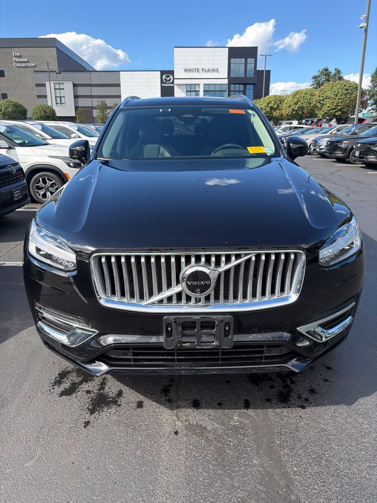 Used 2025 Volvo XC90 B5 Plus w/ Protection Package Premier AWD/4WD image 5