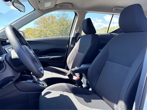 Used 2025 Nissan Kicks Play S image 16