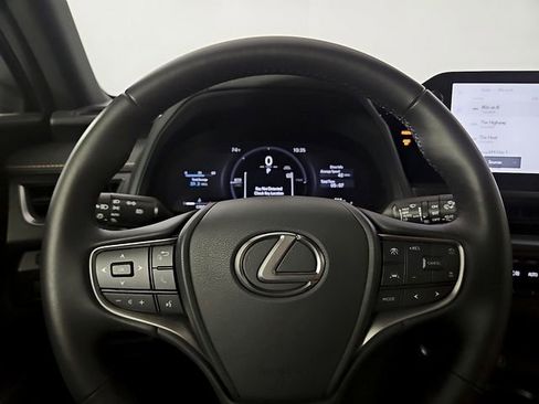 Used 2025 Lexus UX 300h AWD w/ Accessory Package (Z2) image 20