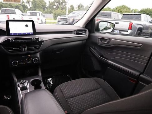 Used 2025 Ford Escape Active AWD/4WD image 27