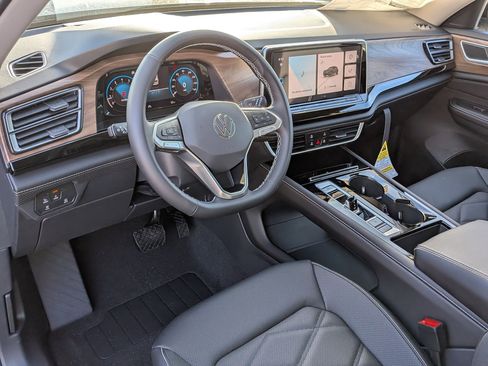 New 2026 Volkswagen Atlas SE AWD/4WD image 16
