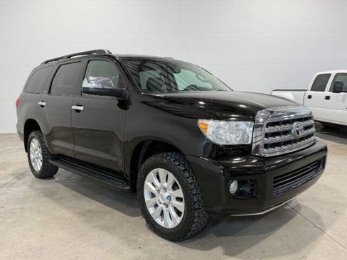 Used 2014 Toyota Sequoia Platinum AWD/4WD image 5