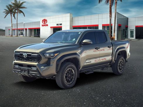 Used 2024 Toyota Tacoma TRD Off-Road w/ TRD Off Road Upgrade Package image 6