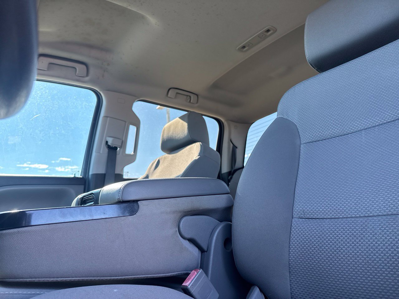 Used 2018 Chevrolet Silverado 1500 Custom w/ Custom Convenience Package RWD image 46