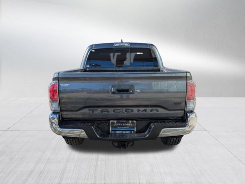 Used 2023 Toyota Tacoma TRD Off-Road w/ Black Out Package (TMS) AWD/4WD image 4