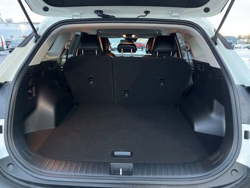 Used 2023 Kia Sportage EX image 19