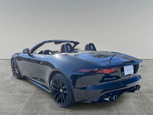 Used 2020 Jaguar F-TYPE R image 4