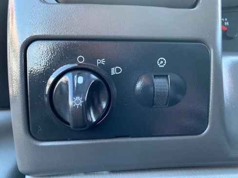 Used 2003 Ford F350 162  W.B. 4D image 22