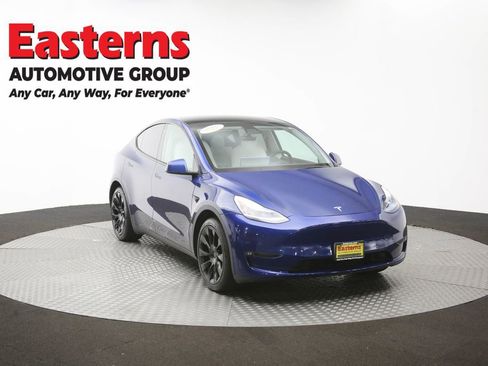 Used 2021 Tesla Model Y Long Range AWD/4WD image 45
