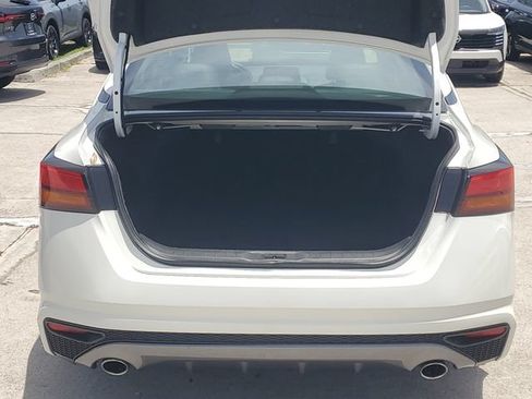 Used 2019 Nissan Altima 2.5 SR w/ SR Premium Package FWD image 13