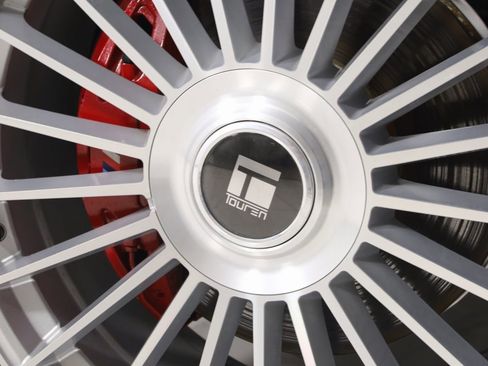 Used 2024 BMW X6 xDrive40i w/ Premium Package image 31