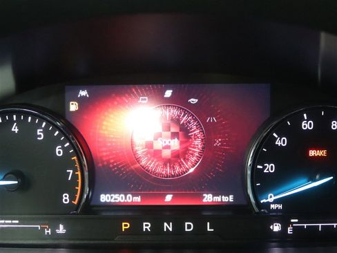 Used 2022 Ford Explorer XLT w/ Equipment Group 202A image 29