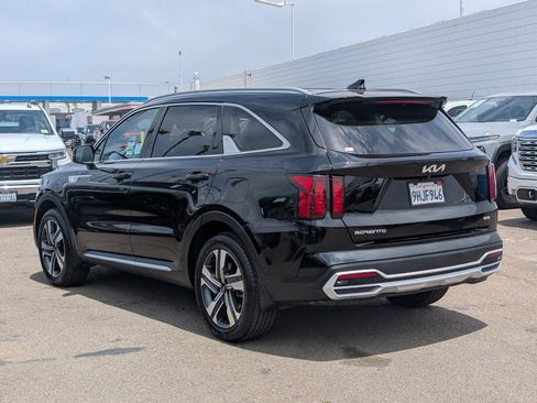 Used 2023 Kia Sorento EX AWD/4WD image 10