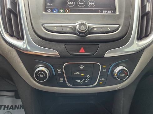 Used 2021 Chevrolet Equinox LS w/ LS Convenience Package FWD image 25