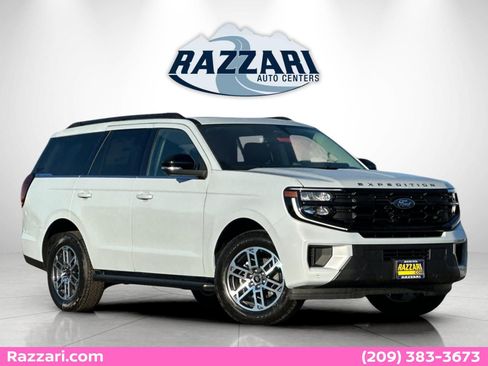 New 2026 Ford Expedition Active image 1