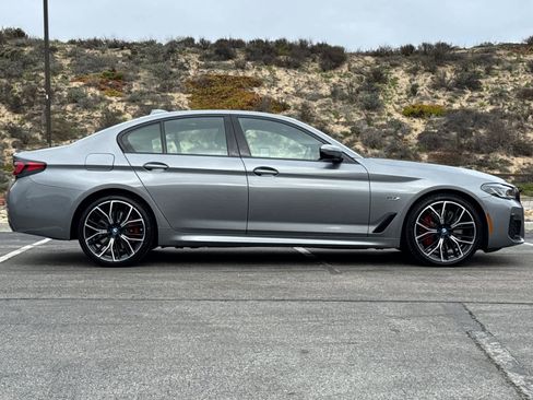 Certified 2023 BMW 530e w/ M Sport Package image 7