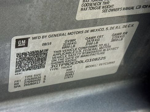Used 2020 GMC Sierra 1500 SLT RWD image 30