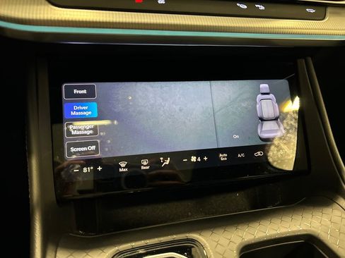 Used 2024 Jeep Wagoneer Launch Edition image 25