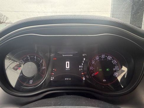 Used 2019 Dodge Challenger SXT w/ Blacktop Package image 14