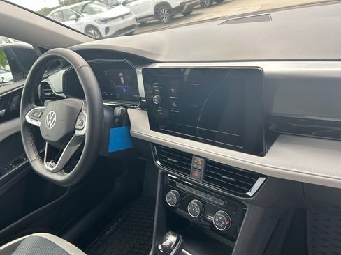 Certified 2025 Volkswagen Taos S image 34