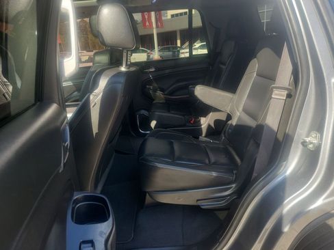 Used 2019 Chevrolet Tahoe LT image 17
