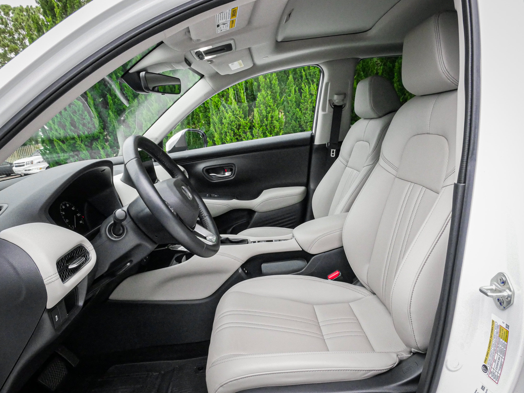 Certified 2026 Honda HR-V EX-L image 15