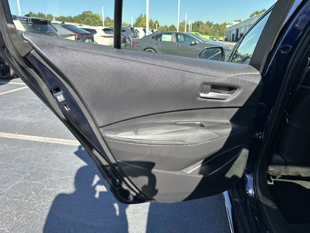 Used 2025 Toyota Corolla XLE FWD image 17
