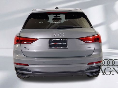 Used 2025 Audi Q3 2.0T Premium w/ Convenience Package image 22