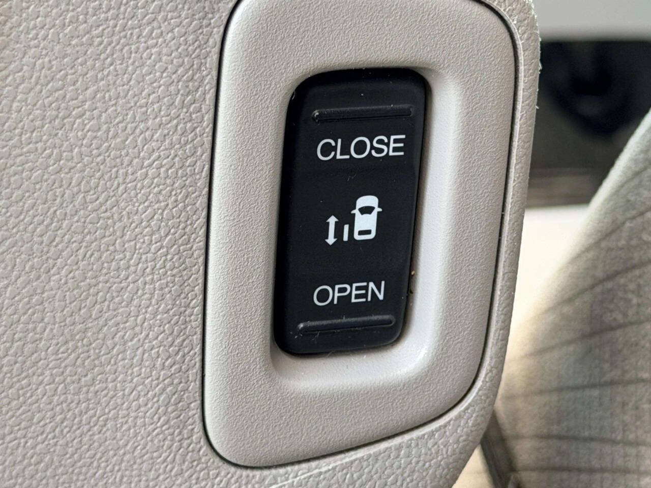 Used 2016 Honda Odyssey EX image 22