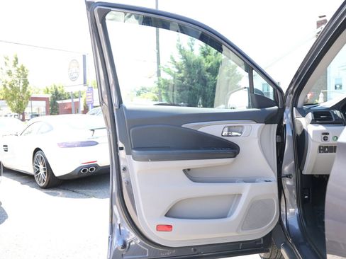 Used 2019 Honda Pilot LX image 26