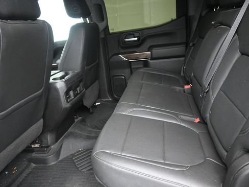 Used 2021 Chevrolet Silverado 1500 LT Trail Boss w/ Convenience Package II AWD/4WD image 14