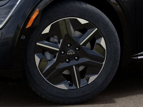New 2026 Kia EV6 Wind AWD/4WD image 9
