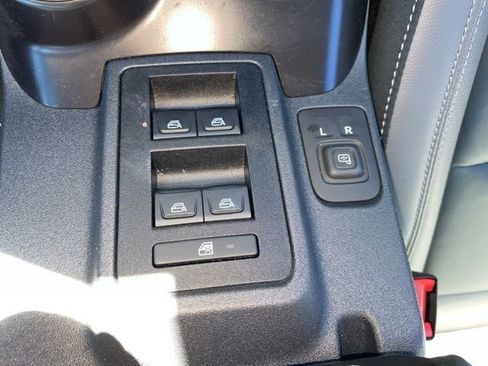 New 2024 Ford Bronco Outer Banks image 17