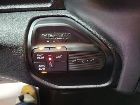 Used 2024 RAM 2500 Big Horn image 43