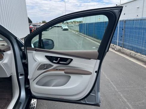 Certified 2023 Mercedes-Benz EQS 450+ SUV image 22