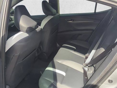 Used 2026 Toyota Camry Hybrid FWD image 20