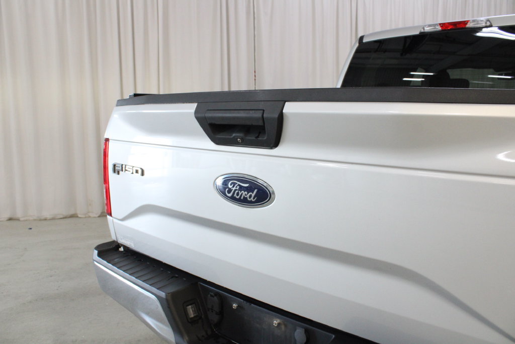 Used 2015 Ford F150 XLT w/ Equipment Group 301A Mid AWD/4WD image 30