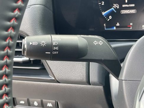 New 2026 Nissan Sentra SR w/ SR Premium Package FWD image 34