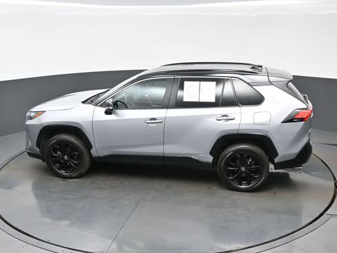 Used 2024 Toyota RAV4 XSE w/ Advanced Technology Package AWD/4WD image 38